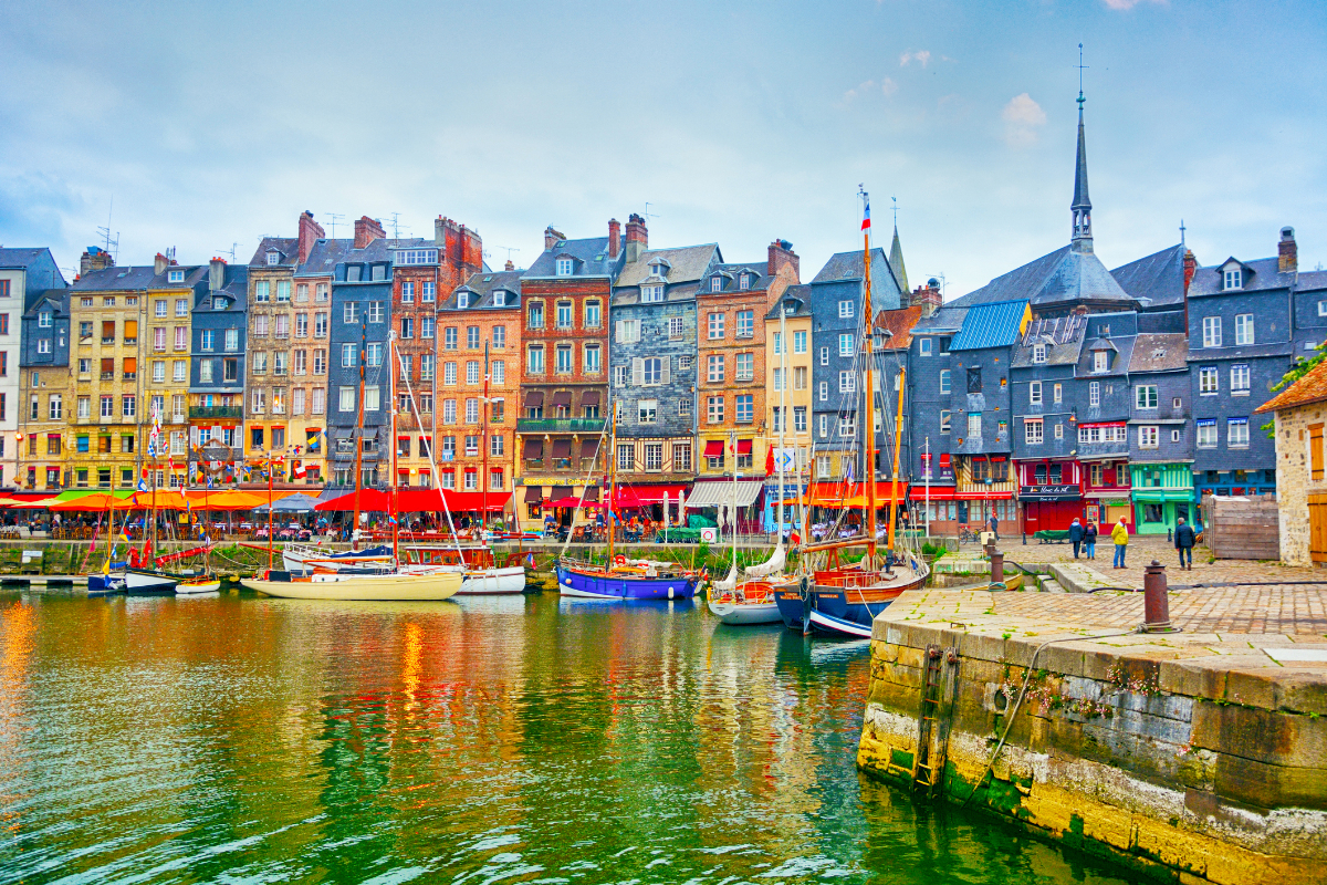 Franciaország festői vízparti kisvárosa, ami évszázadok óta vonzza a művészeket