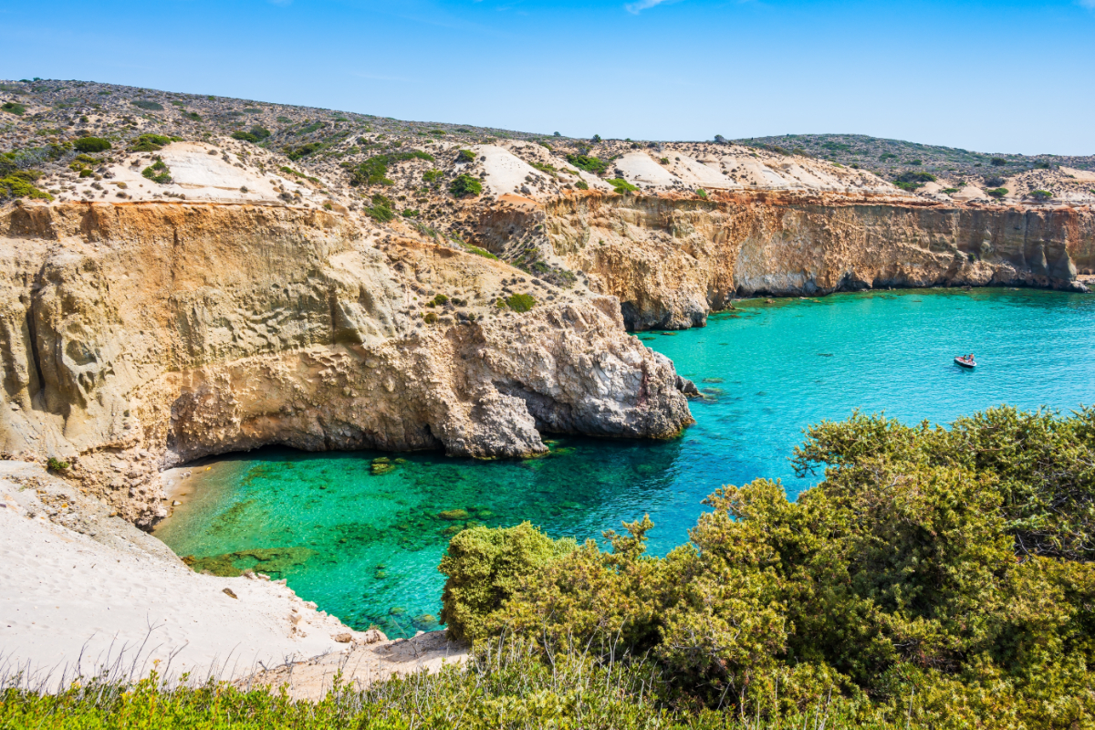 5 kevésbé ismert tengerpart Európában a tömegmentes nyaraláshoz