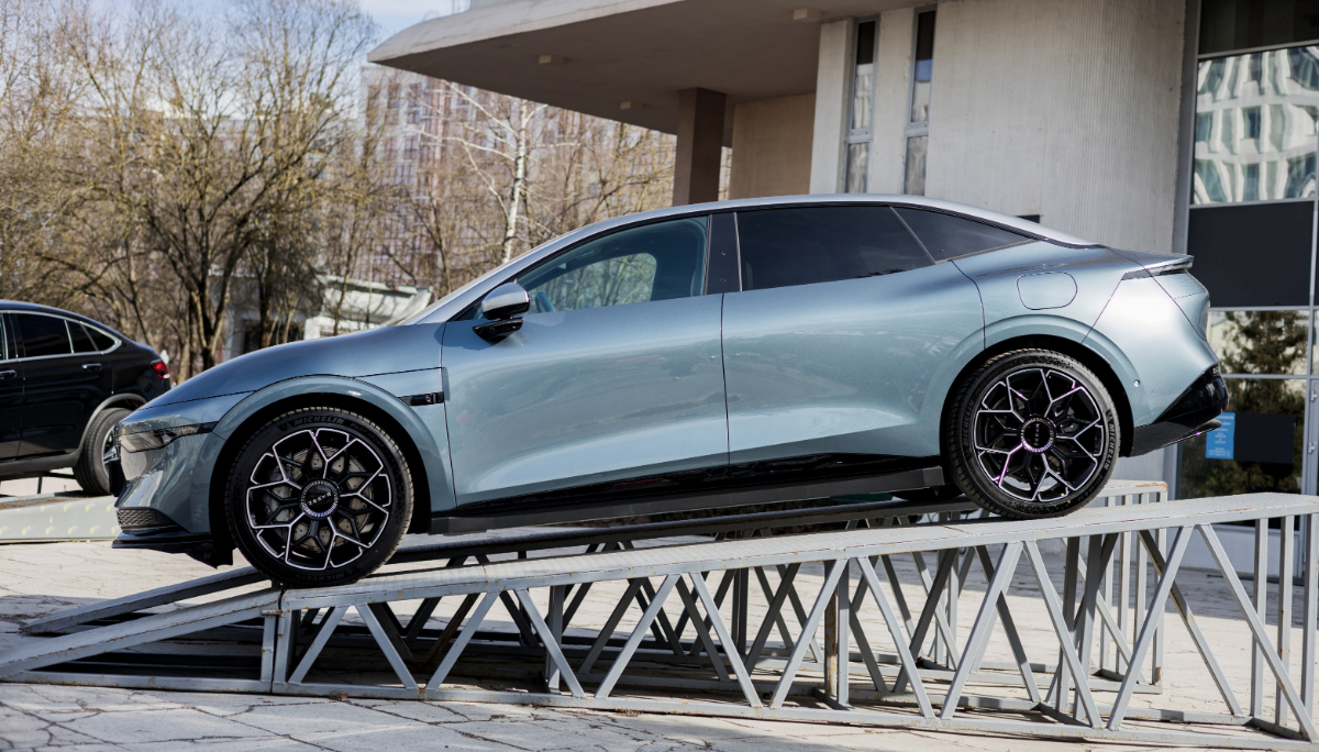 A világ leggyorsabban tölthető elektromos autója