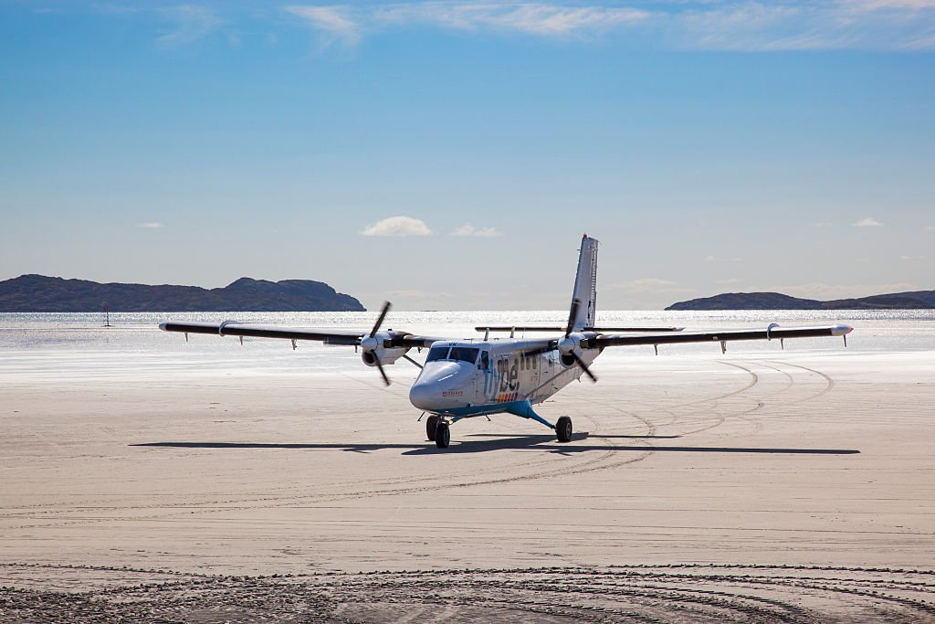 A Föld egyetlen repülőtere, amit néha elmos a tengervíz