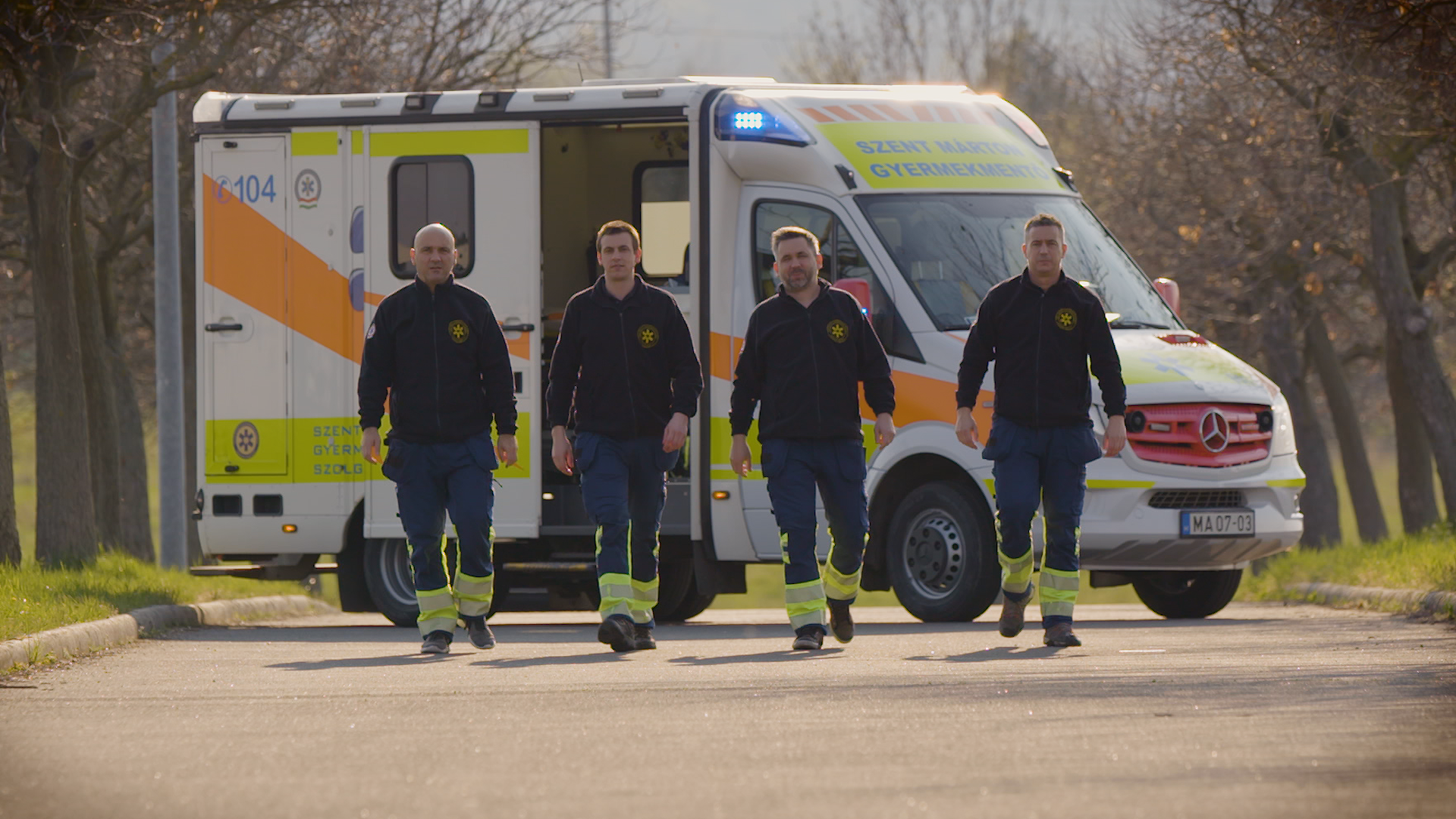 Megjelent a gyermekmentő kézikönyv! – Minden otthonban ott a helye